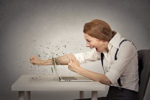 کنترل خشم و عصبانیت با 10 ترفند