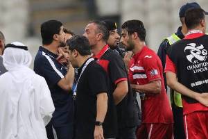 یک شاهد عینی: سیدجلال حسینی به بازیکن الهلال حمله کرد