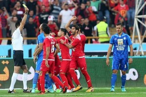 آماری جالب از دربی: پرسپولیس چند دقیقه را با 11 بازیکن دفاع کرد؟