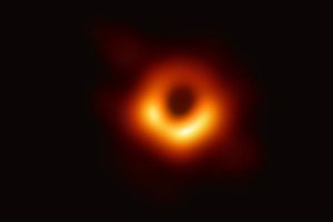 اولین تصویر از یک سیاه چاله Black Hole !