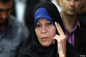 فائزه هاشمی: تا دیر نشده با آمریکا مذاکره کنید 