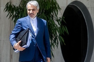عقب‌نشینی نوبخت پس از پاسخ تند لاریجانی