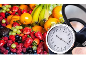 کنترل فشار خون با 5 میوه تابستانی