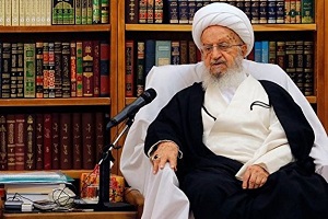 مکارم: وادار کردن دختران به رقاصی پذیرفته نیست