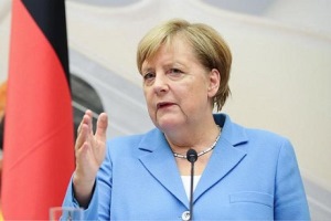 مرکل : مذاکرات « گروه ۷ » درباره ایران سازنده بود