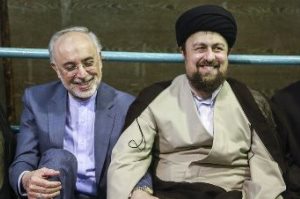 خوش و بش سید حسن خمینی و معاون روحانی + عکس