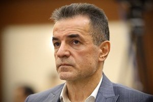 استعفای غیرمنتظره محمد حسن انصاری فرد از پرسپولیس با حمله به وزیر ورزش