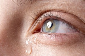 علت شور بودن اشک انسان و خاصیت عجیب آن