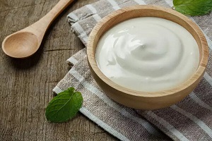 آیا می دانسید خوردن ماست زمانی که اسهال هستید خوب است