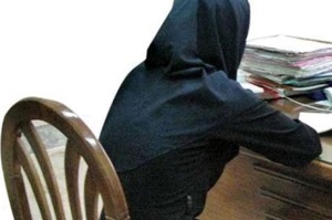 زن ۲۰ساله، کلکسیونی از شوهران خلافکار دارد!