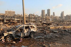 استاندار بیروت: ۳۰۰ هزار نفر آواره شدند