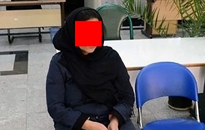 دختر جوان مادرش را به‌ دلیل پرس و جو خفه کرد!