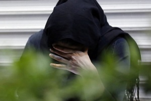 دختر ۱۴ساله: شوهرم مرا می فروخت