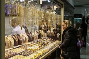 زوج‌ های جوان به جای طلا، حلقه مسی می‌ خرند!