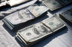 امیرآبادی: حذف ارز 4200 تومانی منتفی شد