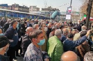 بازداشت یک بازنشسته در تجمع روز گذشته