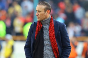 پی‌برداری یحیی از روی دست برانکو برای قهرمانی پرسپولیس در فصل بعد