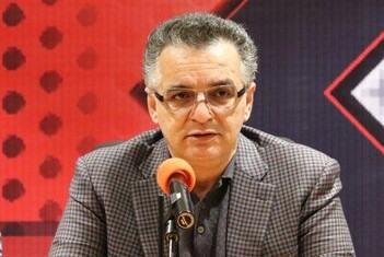 متلک دوباره مالک تراکتور به پرسپولیس و فدراسیون فوتبال