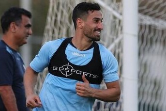 مذاکره پرسپولیس با کاپیتان تیم ملی؛ احسان حاج صفی در پرسپولیس؟!