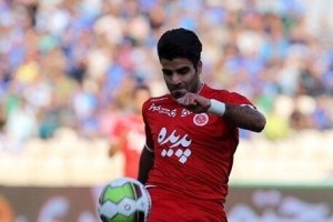 مذاکره همزمان بازیکن سرشناس با استقلال و پرسپولیس در یک روز