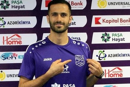 دعوت مهاجم ایرانی به تیم ملی آذربایجان!!