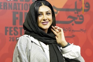 عکسی منتشر نشده از آزاده صمدی در کنار مادرش