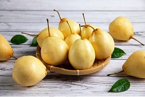 5 خاصیت گلابی که بهتر است بدانید