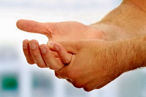 مهمتزین نشانه ابتلا به نقرس را می دانید؟