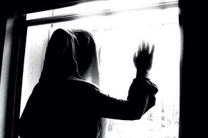 ماجرای رنگ خون در سیاه‌ ترین شب یک زن