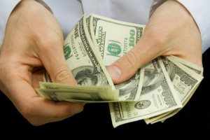 فروش ارز مسافرتی به این افراد ممنوع است