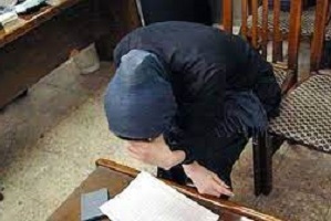 ماجرای ارتباط سیاه جوان با بردار شوهرش 