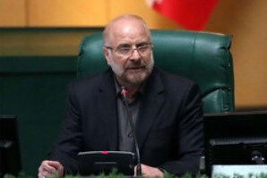 نامه قالیباف به رئیسی درباره حقوق بازنشستگان