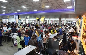 جزئیات درگیری مسافران در فرودگاه کیش