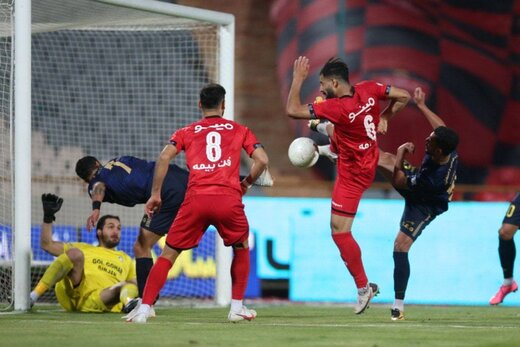 برد پرسپولیس در یک دیدار جنجالی مقابل گل گهر