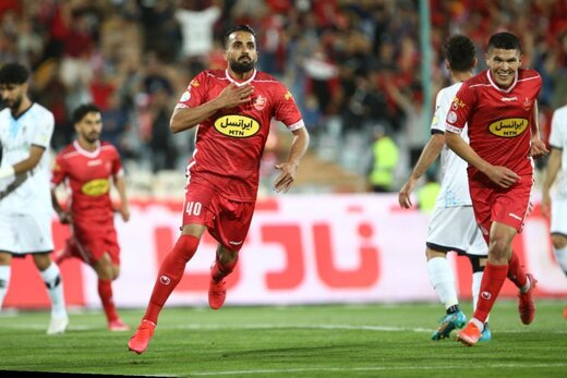 نفس های پرسپولیس پشت سر استقلال