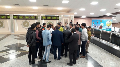 تیم کوهنوردی استان کهگیلویه و بویراحمد در حال اعزام به محل حادثه تیم کوهنوردی استان کهگیلویه و بویراحمد در حال اعزام به محل حادثه