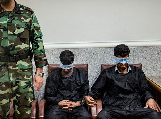 (تصاویر) باند سرقت از طلافروشی پاسارگاد