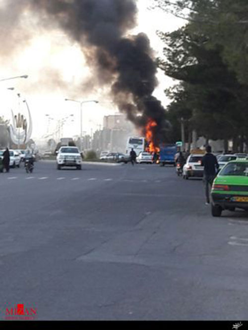 عکس: لحظه انفجار اتوبوس دانشجویان گنابادی عکس: لحظه انفجار اتوبوس دانشجویان گنابادی