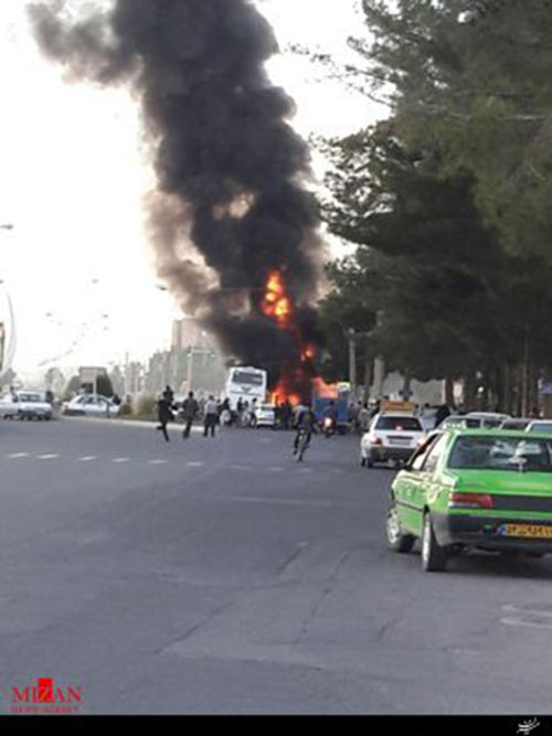 عکس: لحظه انفجار اتوبوس دانشجویان گنابادی عکس: لحظه انفجار اتوبوس دانشجویان گنابادی