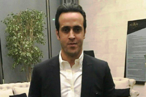 علی کریمی: روحانی زنان را به ورزشگاه بیاورد