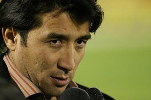 صحبت های تند خداداد عزیزی: خاک بر سر این فوتبال!