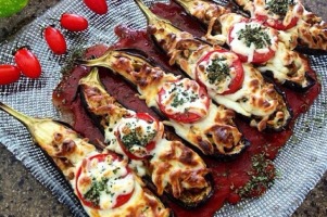 بادمجان شکم پر یک پیش غذای شیک و آسان