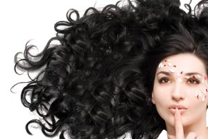 برای تقویت مو چه کار باید کرد؟