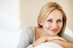 آیا راه حل مناسب و بی خطری برای بزرگ کردن سینه وجود دارد؟