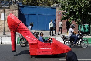 بازگشایی سفارت انگلیس در تهران + فیلم