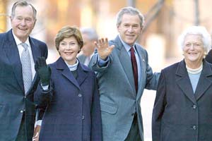 عکس: رئیس جمهور اسبق آمریکا بستری شد