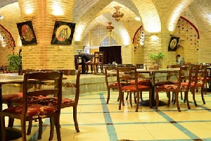 سبک جدید روزه داران/ سحری بریم رستوران