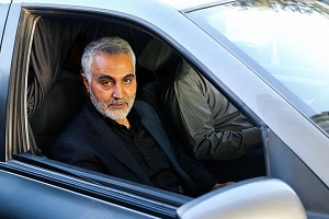 سردار سلیمانی در یادبود شهید حججی