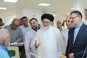 عیادت از حجاج ایرانی بیمار در مکه