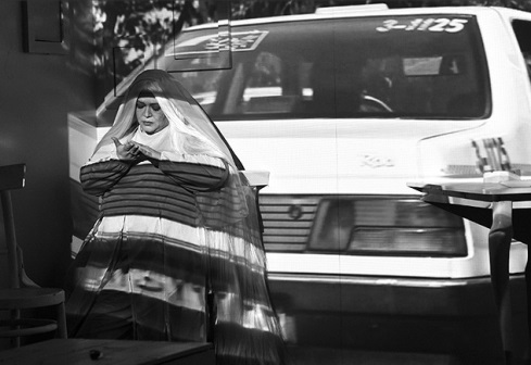 بهاره رهنما در "انگار در چشمان تو اسب می دود"